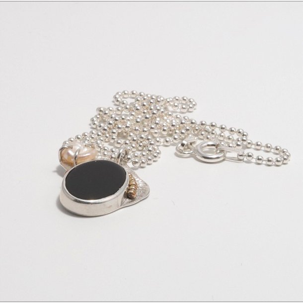 Coco Pearl and Onyx Necklace